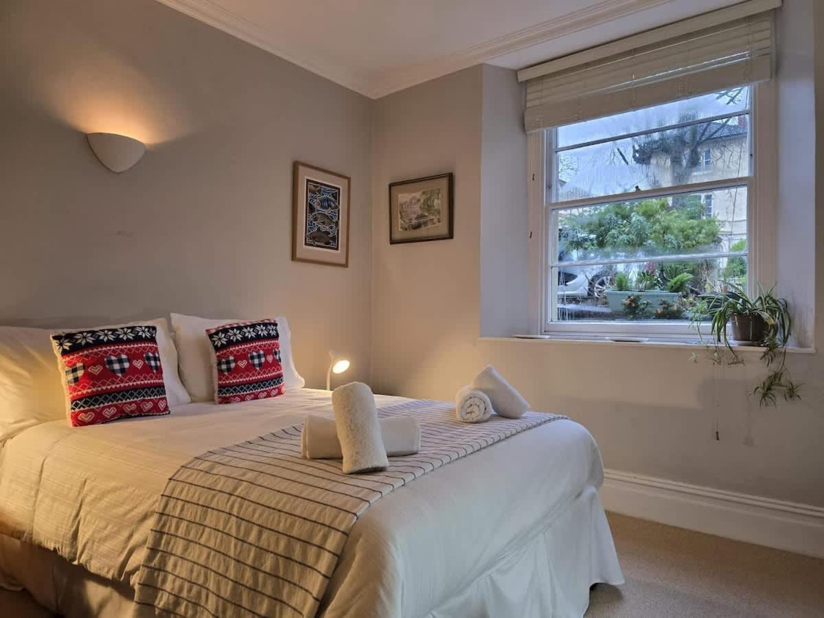 Cosy And Quiet Garden Flat Apartament